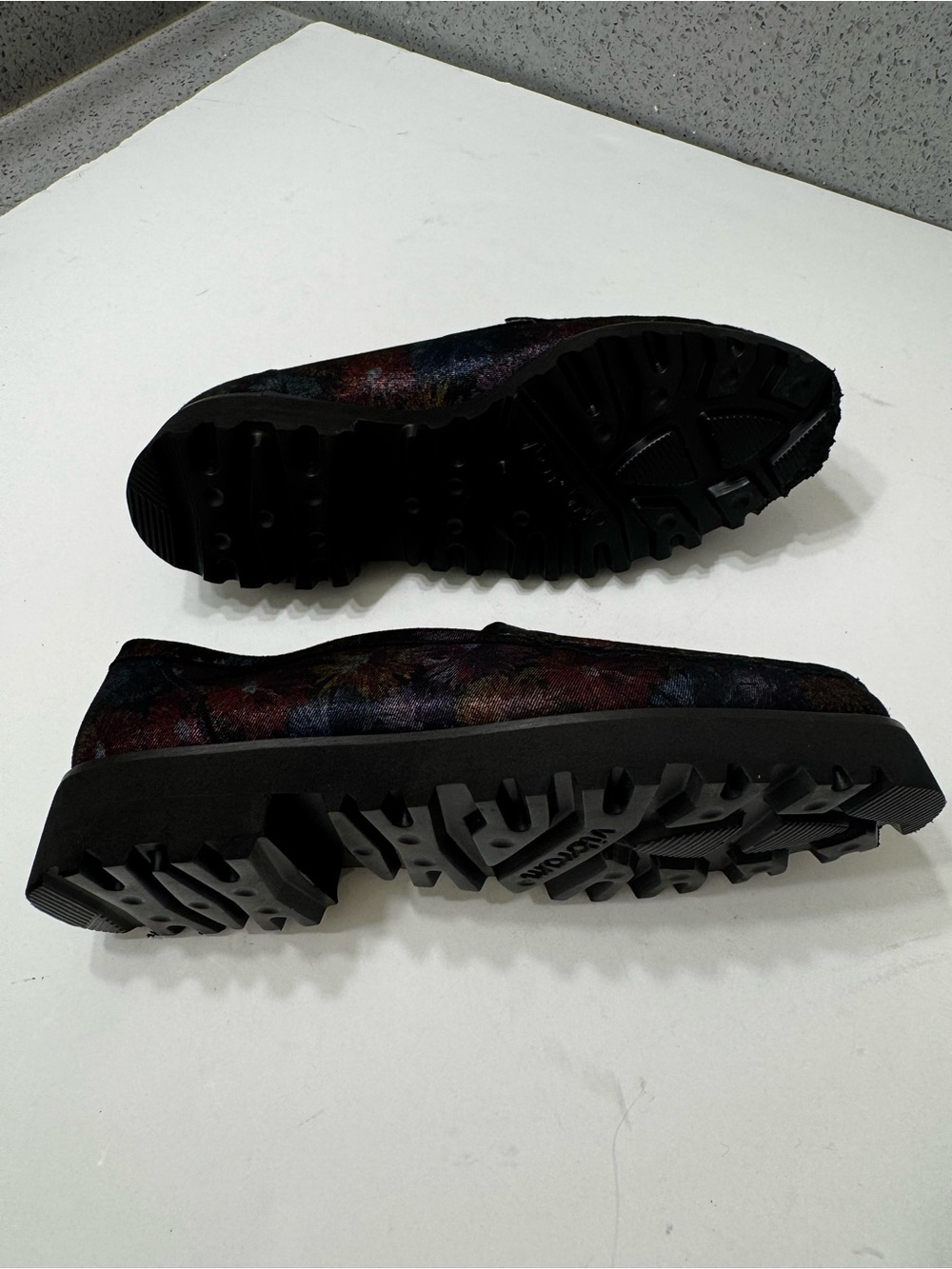 Ron White Rita Black Floral Metallic Floral Printed Cashmere Suede Loafers Sz 37 - Picture 9 of 12
